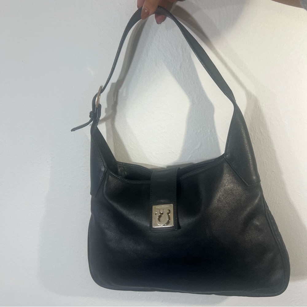 Vintage Salvatore Ferragamo bag - Picture 2 of 8